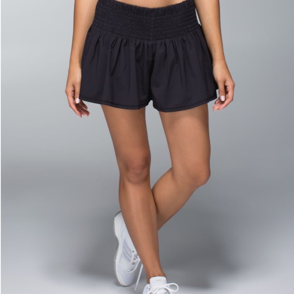 Lululemon Black Hot Hitter Skort